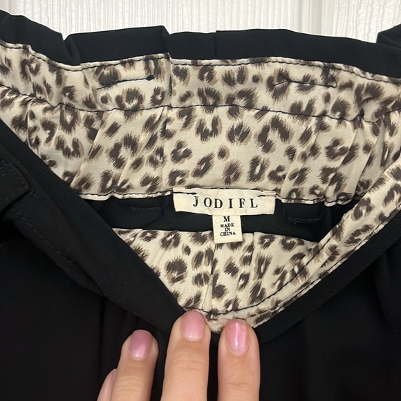 Black Paperback Short - Picture 5 of 5